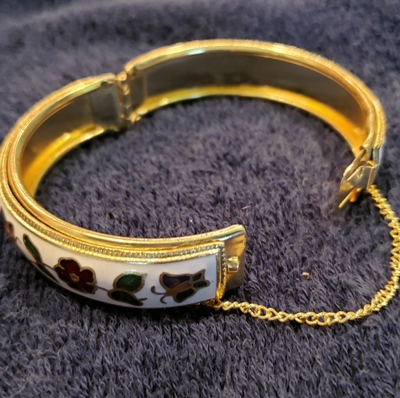 Floral bangle bracelet - Picture 4 of 4